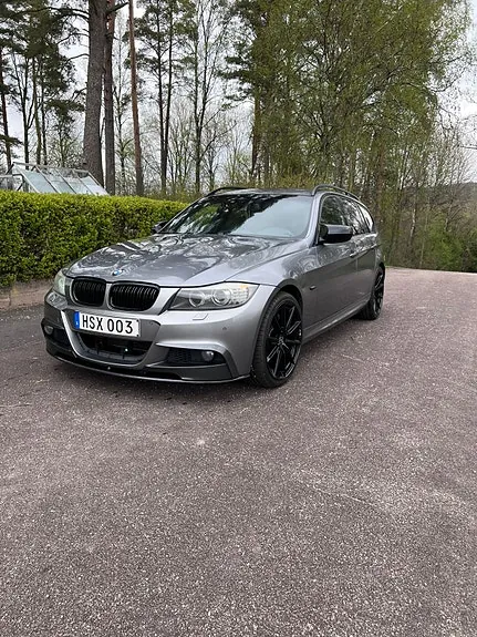 BMW 330I