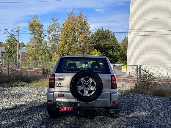 Toyota Rav4 2004 photo 5
