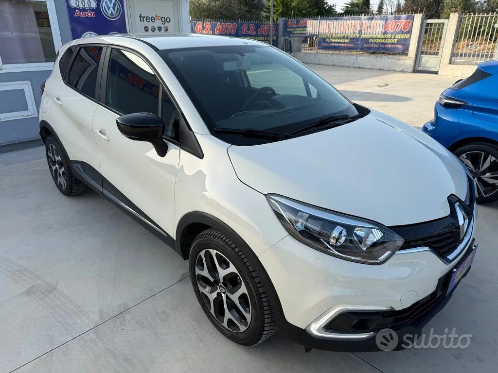 Renault Captur 2017 photo 2