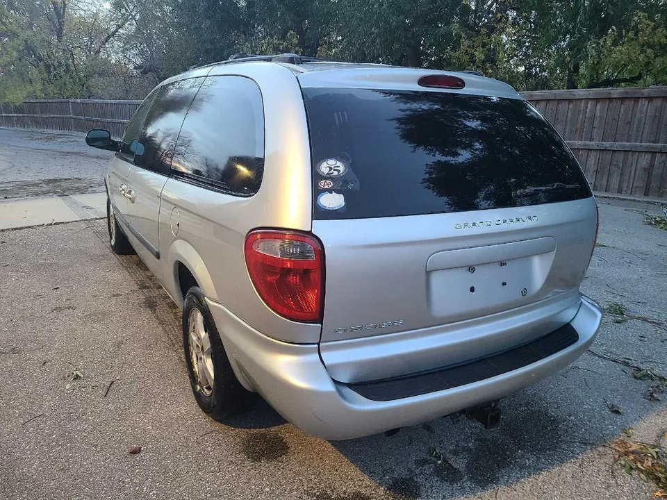 Dodge Grand Caravan 2005 photo 5