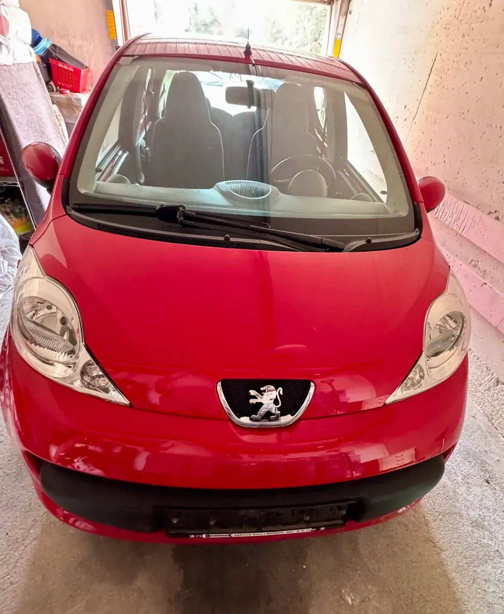 Peugeot 107 2008 photo 2