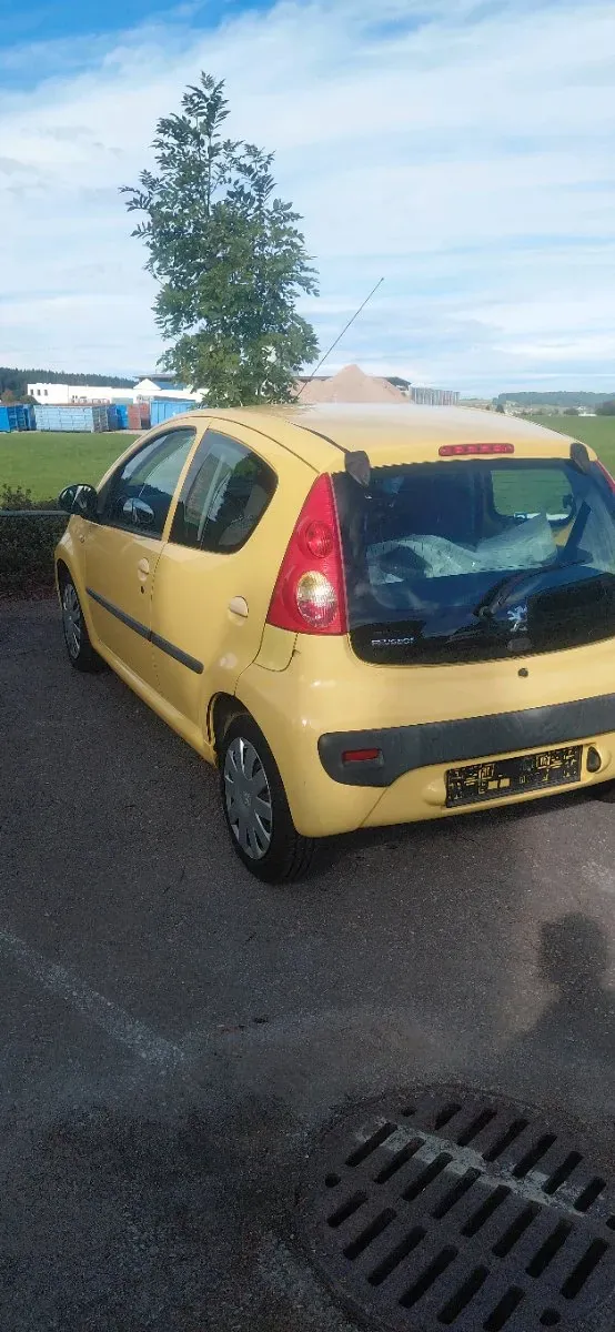 Peugeot 107 2007 photo 2