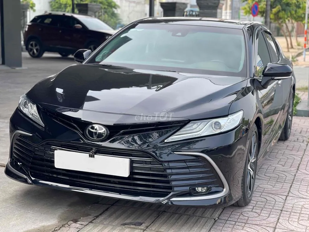 Toyota Camry 2022 photo 3