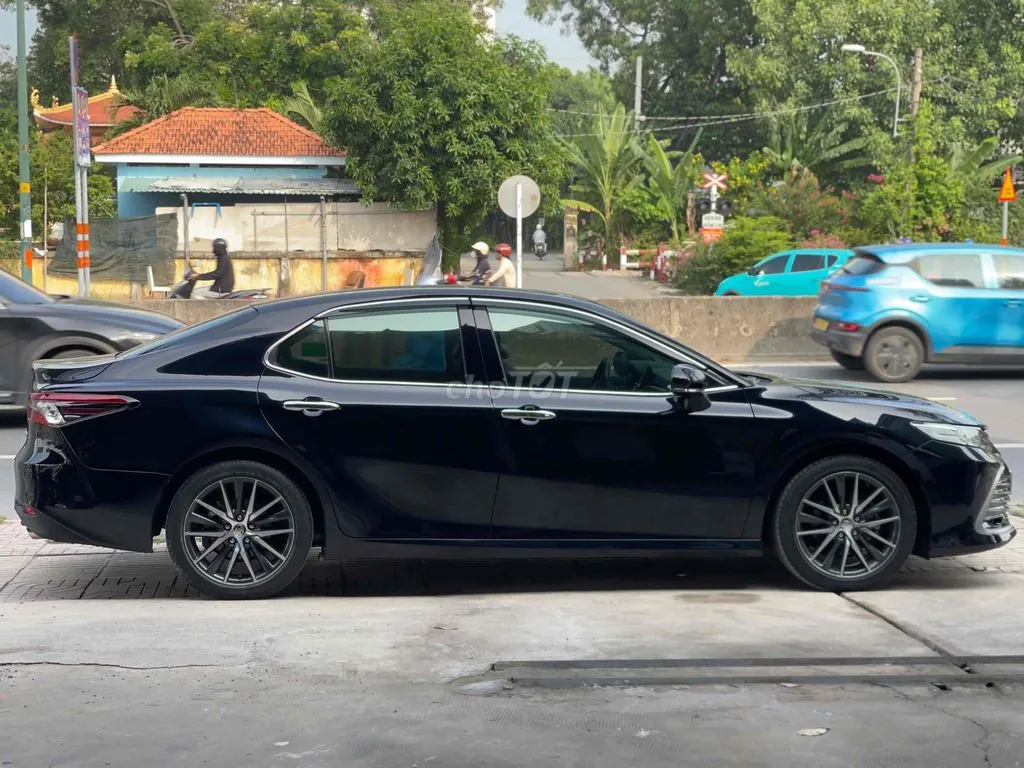 Toyota Camry 2022 photo 4