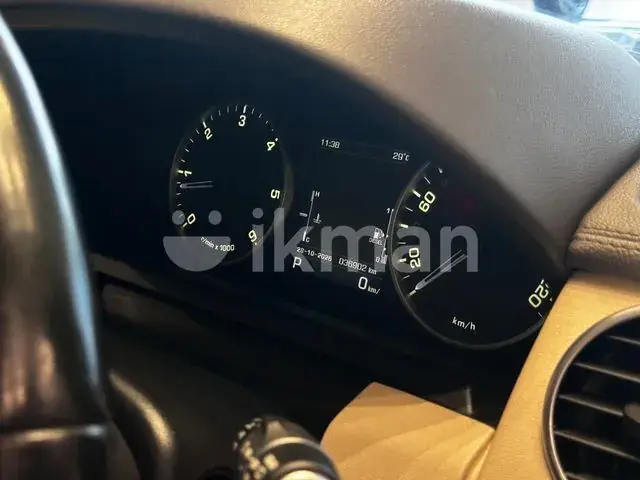 Land Rover Discovery 2015 photo 2