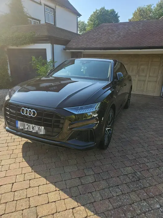 Audi Q8 2021 photo 3