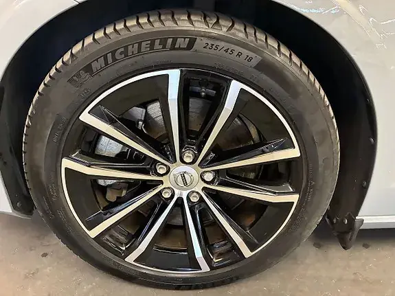 Volvo V60 2025 photo 5