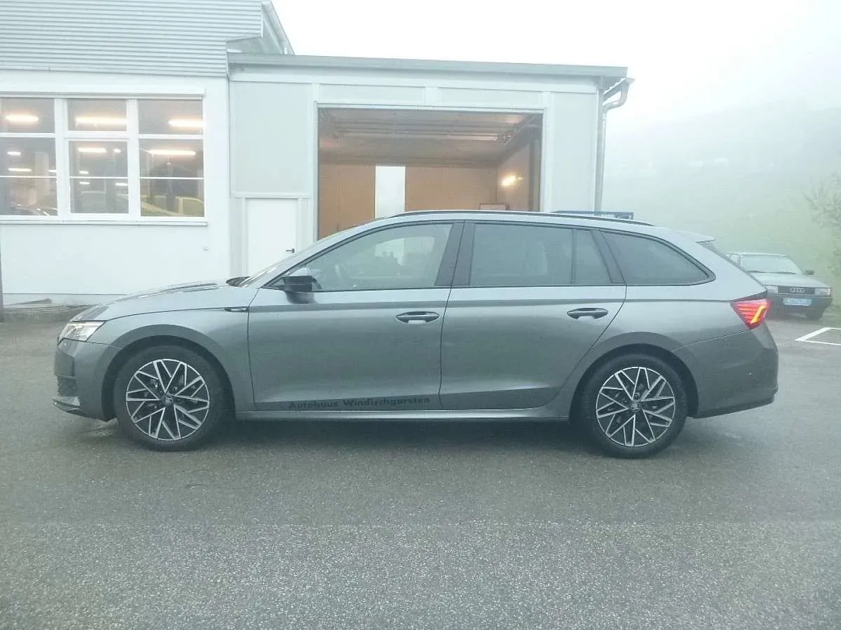 Skoda Octavia 2025 photo 3