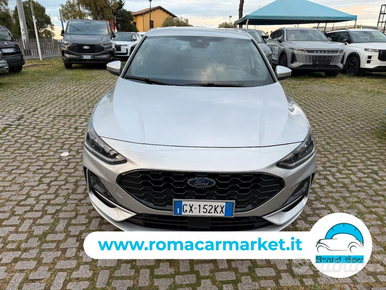 Ford Focus 2025 photo 2