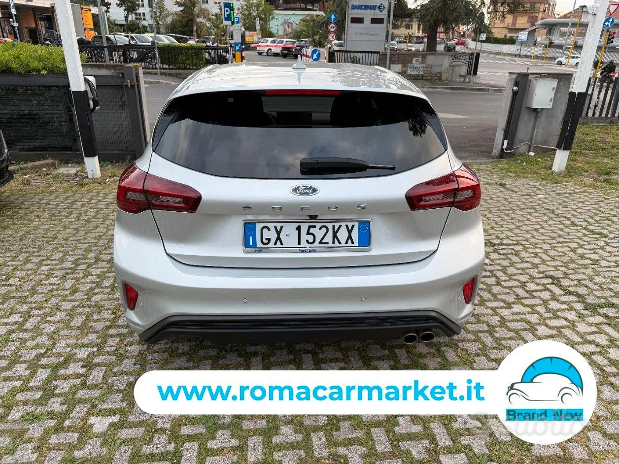 Ford Focus 2025 photo 4
