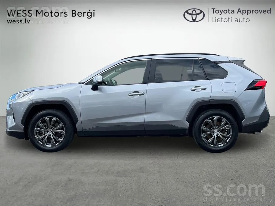 Toyota Rav4 2024 photo 3