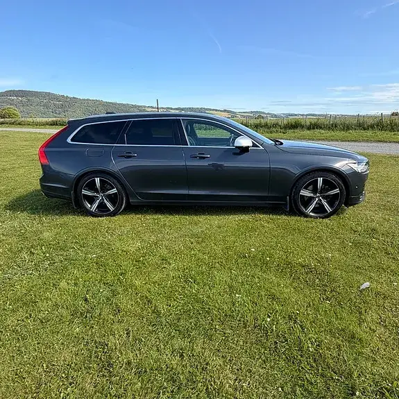Volvo V90 2017 photo 2