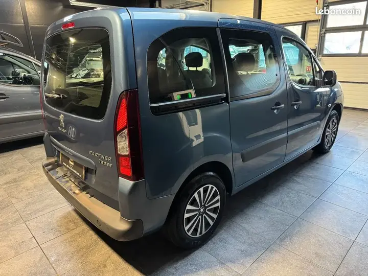Peugeot Partner 2015 photo 2