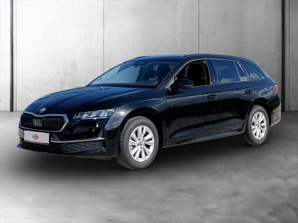 Skoda Octavia 2025 photo 2