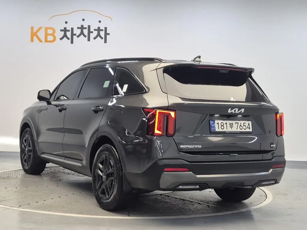 Kia Sorento 2024 photo 2