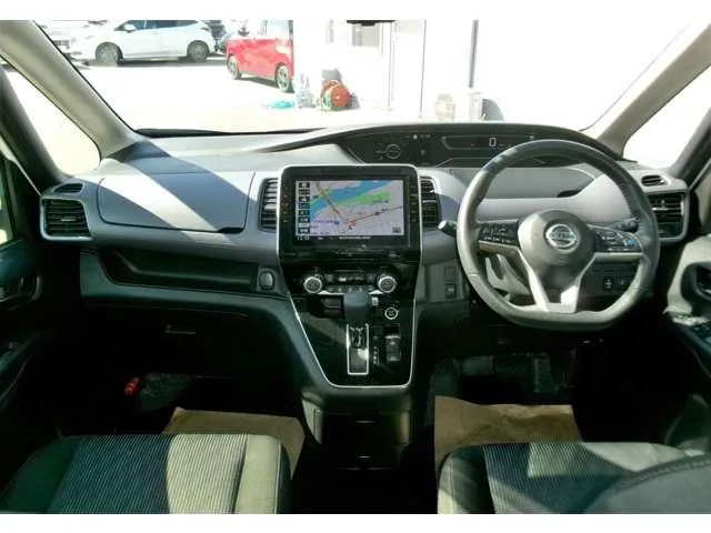 Nissan Serena 2022 photo 3