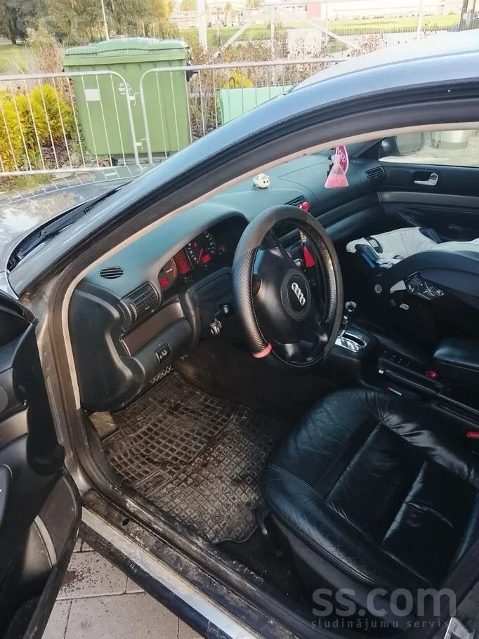Audi A4 2000 photo 3