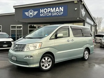 Toyota Alphard 2005 photo 2