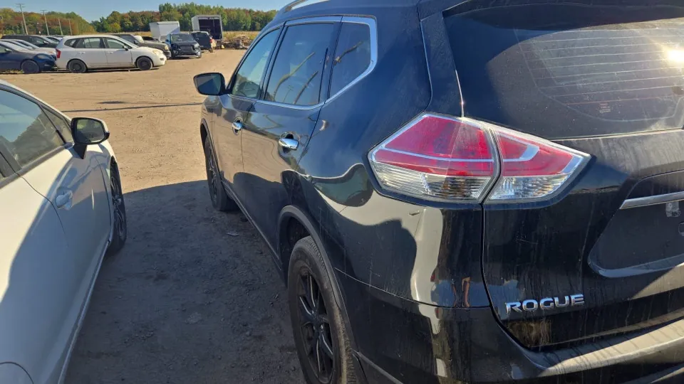Nissan Rogue 2015 photo 4
