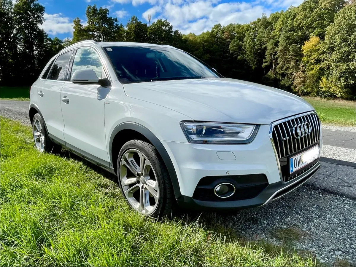 Audi Q3 2013 photo 2