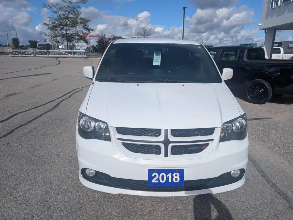 Dodge Grand Caravan 2018 photo 4