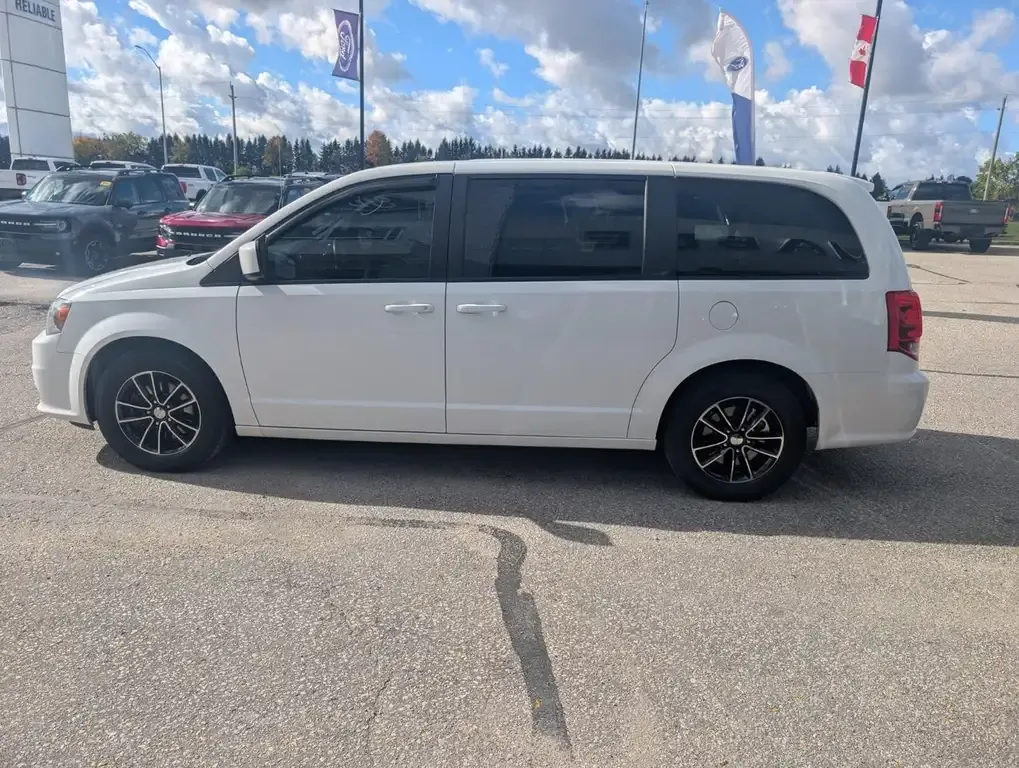Dodge Grand Caravan 2018 photo 5