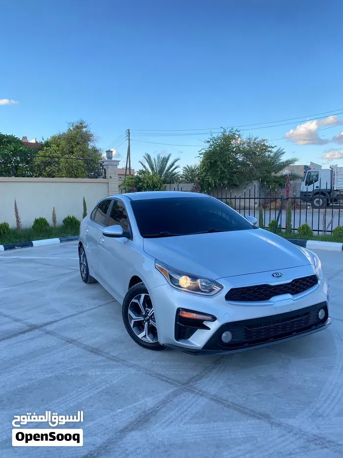 Kia Forte 2021 photo 3
