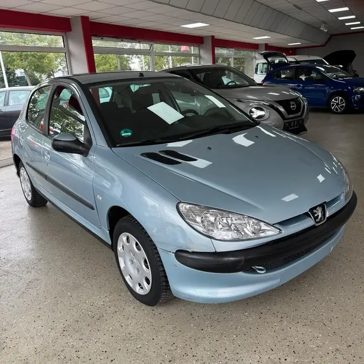 Peugeot 206