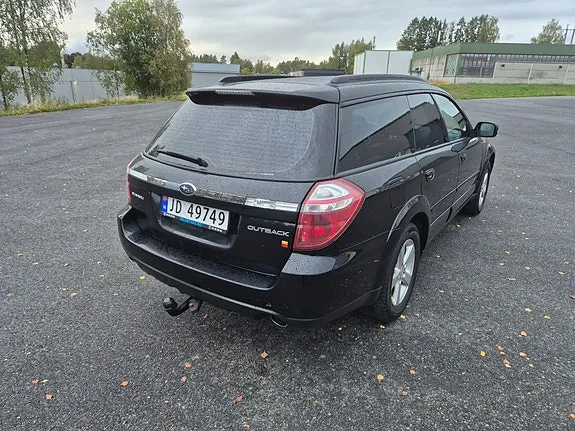 Subaru Outback 2008 photo 5
