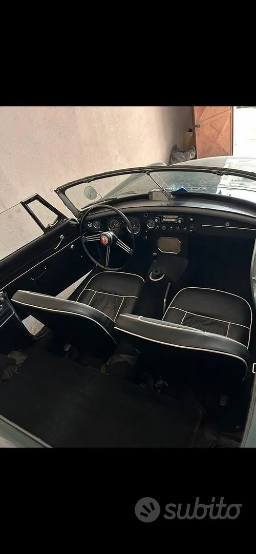 MG B Gt 1964 photo 4
