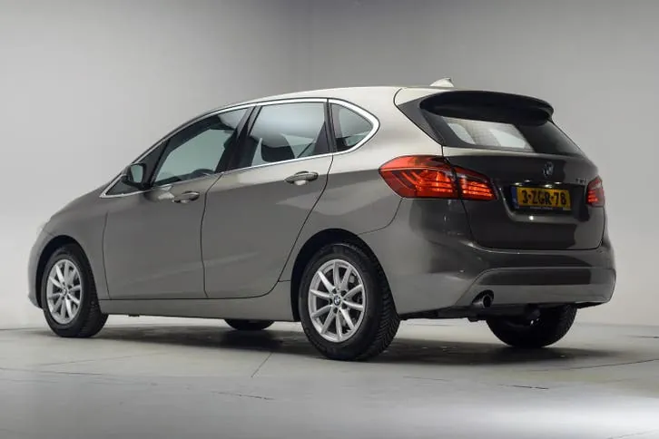 BMW 2 Series Active Tourer 2015 photo 3