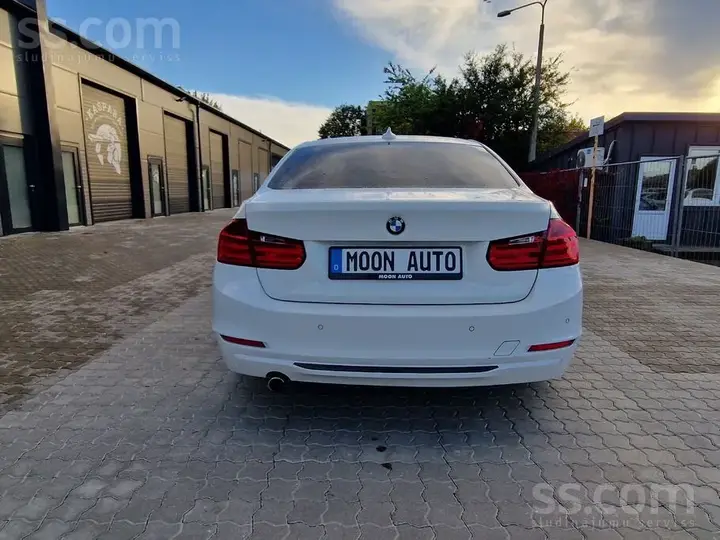 BMW 320D 2012 photo 5
