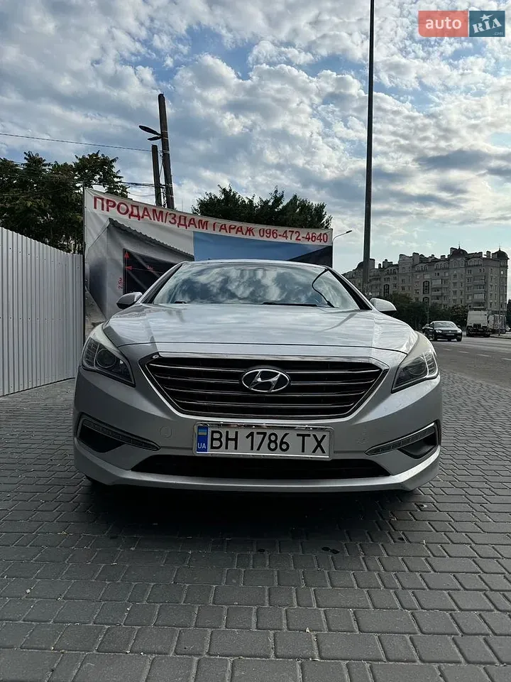 Hyundai Sonata 2015 photo 2