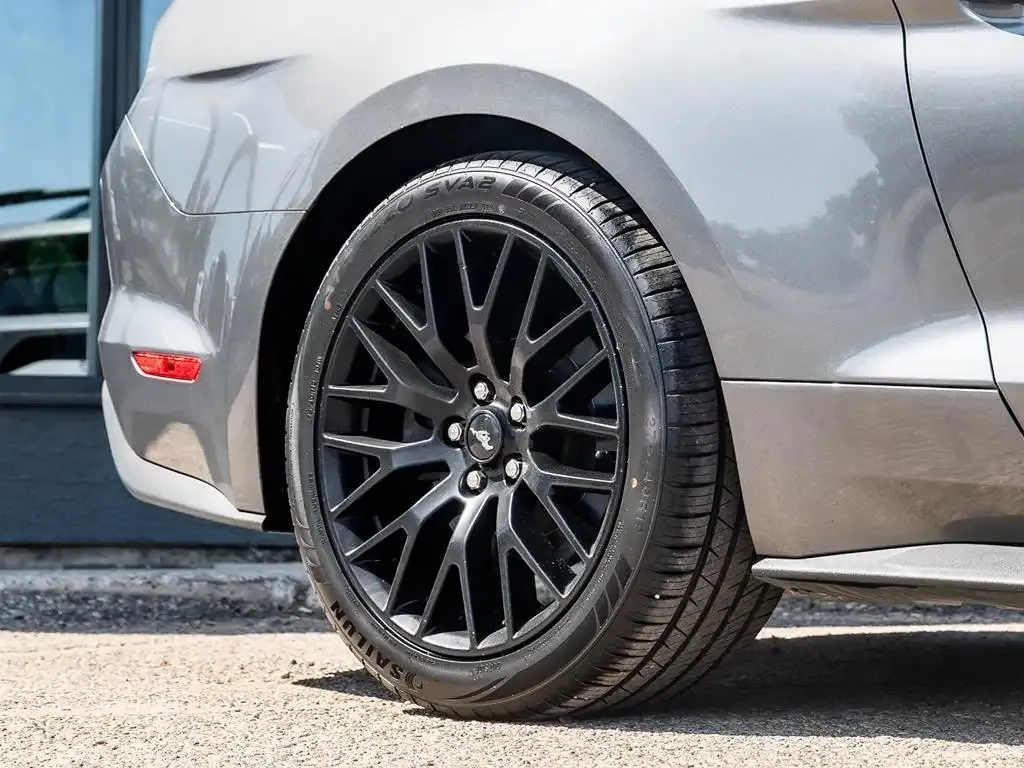 Ford Mustang 2021 photo 3