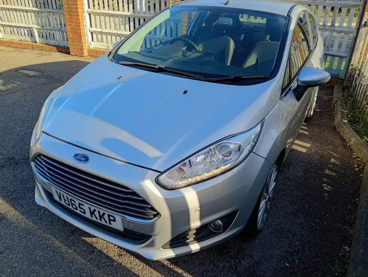 Ford Fiesta 2015 photo 4