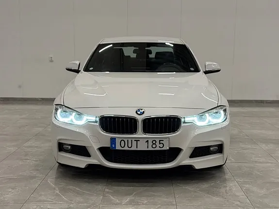 BMW 320I 2018 photo 3
