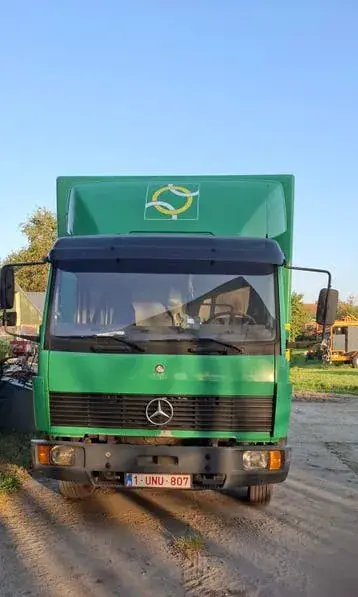 Mercedes-Benz E914
