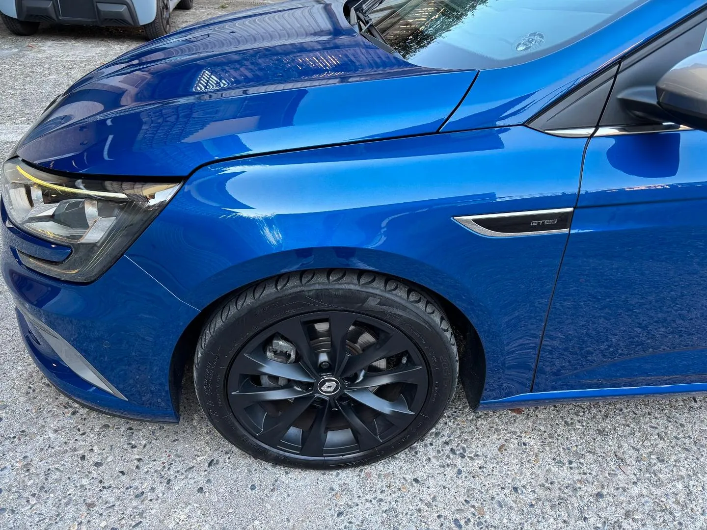 Renault Megane 2017 photo 2