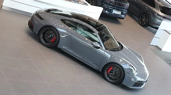 Porsche 911 2025 photo 5
