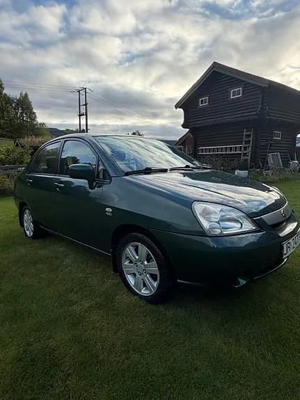 Suzuki Liana