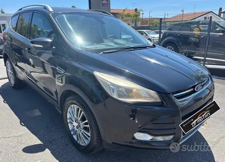 Ford Kuga 2012 photo 2