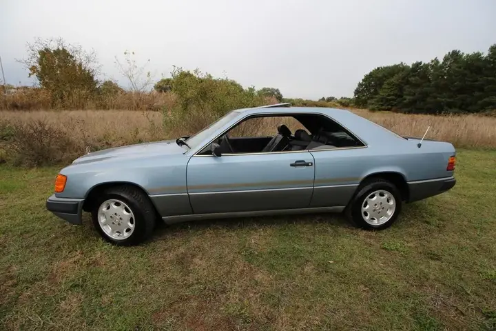Mercedes-Benz W124