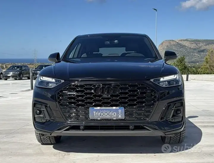 Audi Q5 2022 photo 2