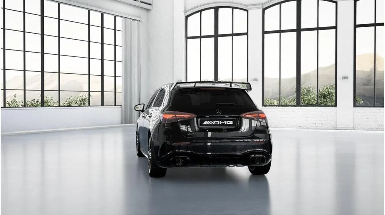 Mercedes-Benz A-Class photo 4