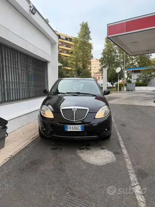 Lancia Ypsilon 2010 photo 4
