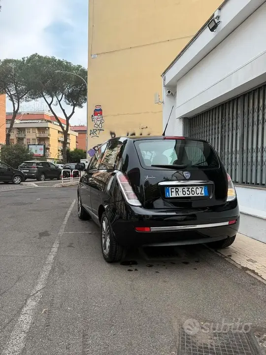 Lancia Ypsilon 2010 photo 5