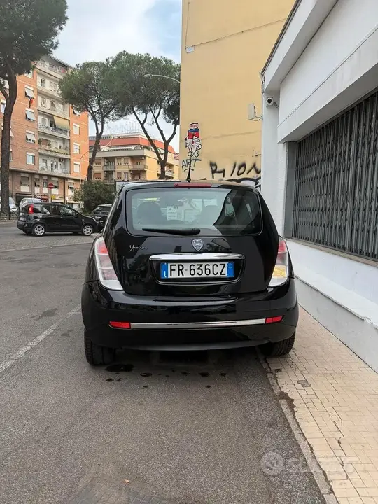 Lancia Ypsilon 2010 photo 3