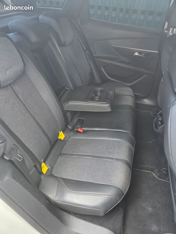 Peugeot 3008 2018 photo 4