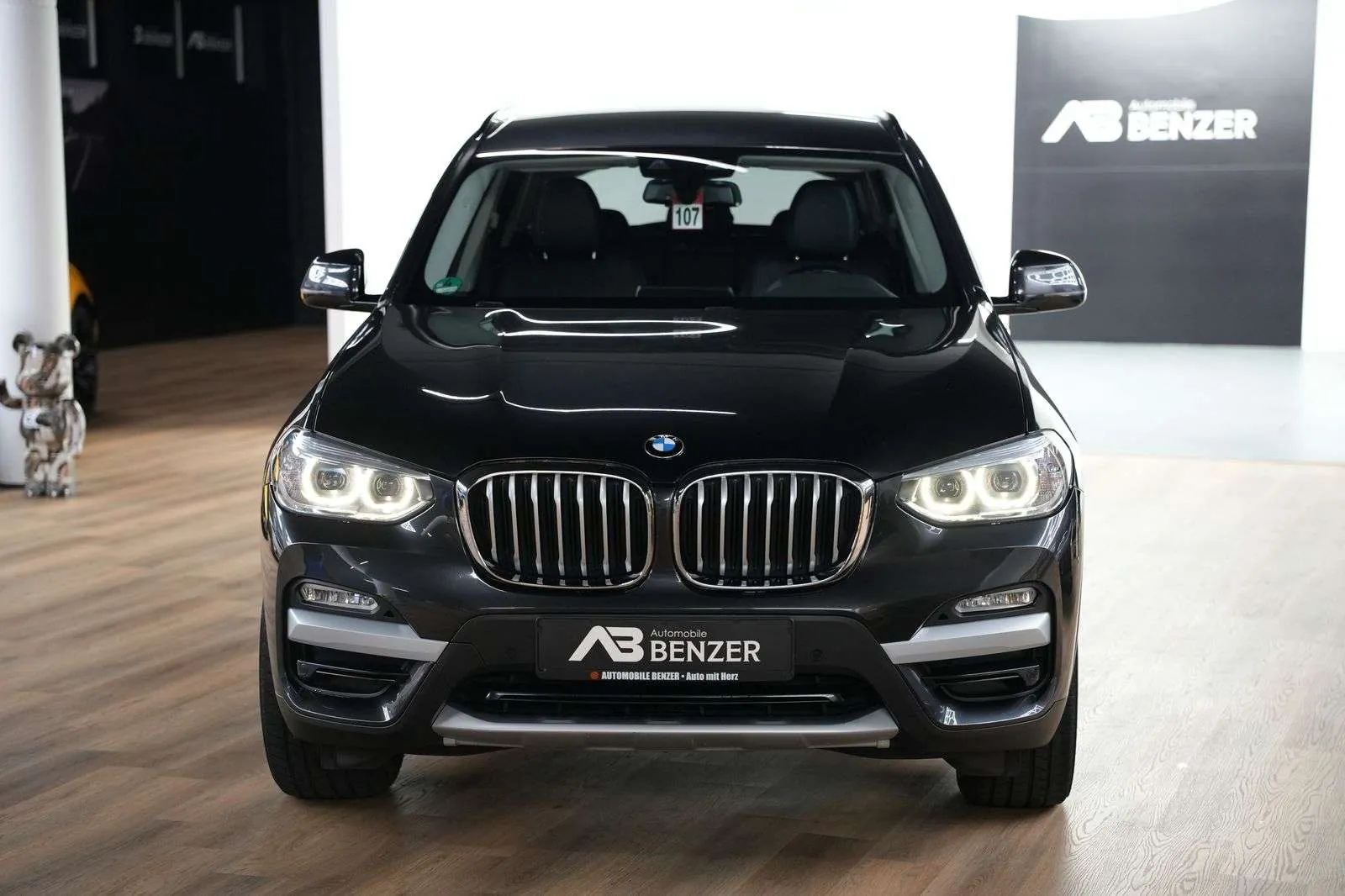 BMW X3 2019 photo 2