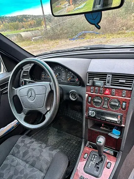 Mercedes-Benz C180 1998 photo 5